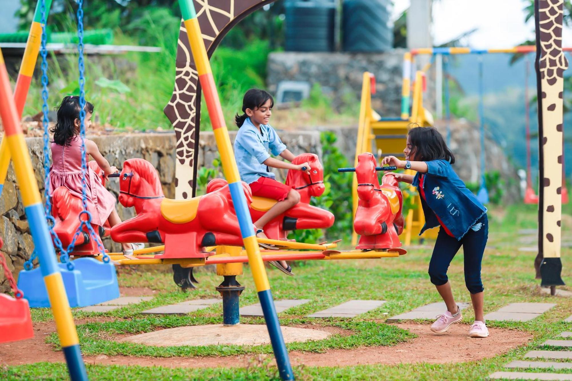 Misty Green Hills Parks & Resorts Kondotty Экстерьер фото