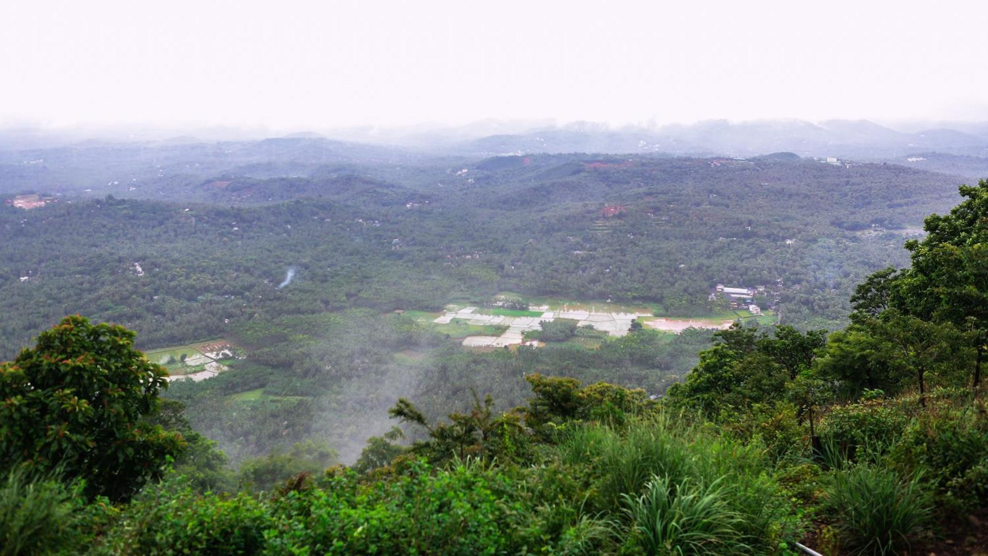Misty Green Hills Parks & Resorts Kondotty Экстерьер фото