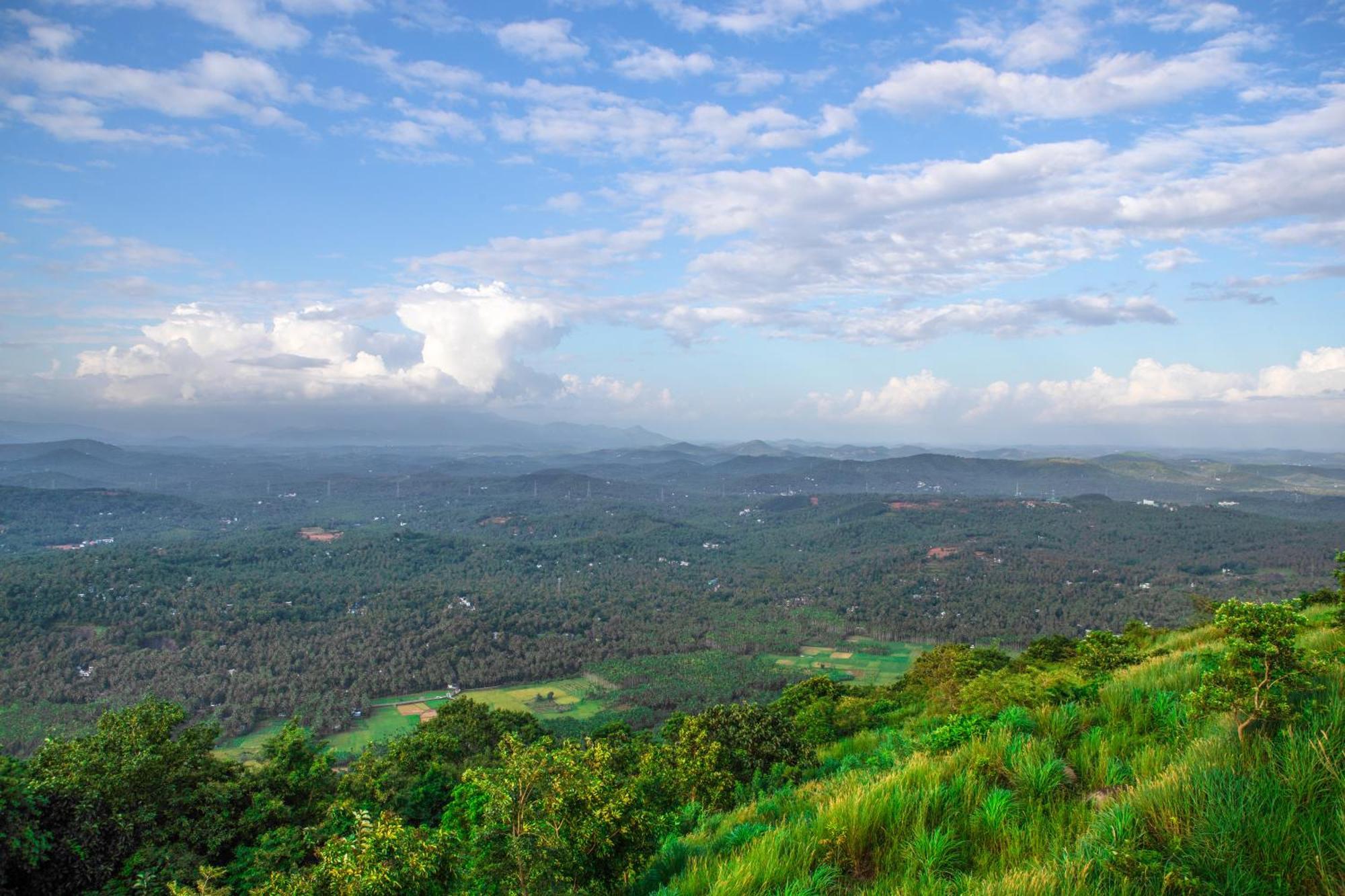 Misty Green Hills Parks & Resorts Kondotty Экстерьер фото